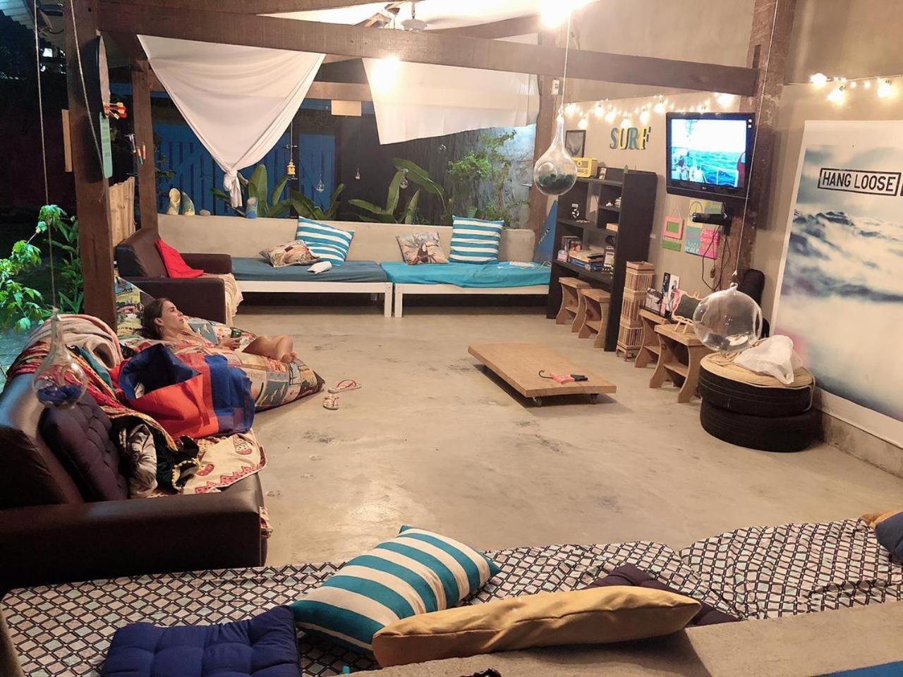 Farah Hostel Suites Camping Smartcamp E Passeio De Barco Boicucanga Ngoại thất bức ảnh
